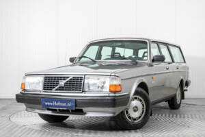 Image 3/50 of Volvo 245 GLE (1982)
