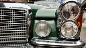 Image 7/15 of Mercedes-Benz 280 SE (1970)