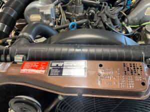 Image 35/63 of Mercedes-Benz 500 SEC (1984)