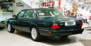 Bild 23/29 von Jaguar XJ6 3.2 Executive (1997)