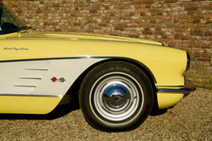 Image 36/50 of Chevrolet Corvette (1958)