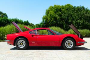 Afbeelding 6/50 van Ferrari Dino 246 GT (1971)
