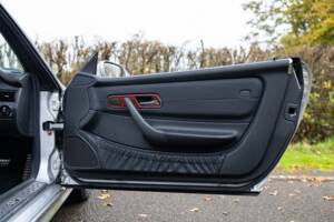 Image 30/47 of Mercedes-Benz SLK 230 Kompressor (2000)