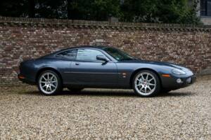Immagine 38/50 di Jaguar XK8 4.0 (2002)