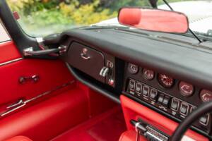 Immagine 26/49 di Jaguar E-Type V12 (1973)