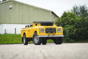 Image 3/98 of Land Rover 109 (1983)