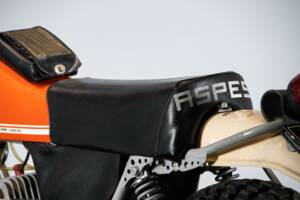 Image 29/50 of Aspes DUMMY (1983)