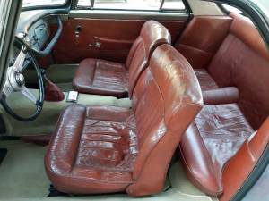 Image 14/30 of Maserati 3500 GTI Touring (1961)