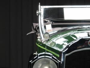 Image 13/15 of Willys-Knight 66 A (1928)