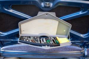 Image 38/56 of BMW 2800 CS (1969)