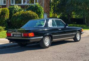 Image 3/26 of Mercedes-Benz 380 SLC (1981)