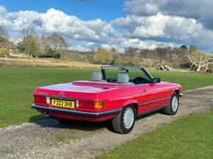 Image 4/50 de Mercedes-Benz 300 SL (1988)