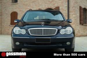 Afbeelding 2/15 van Mercedes-Benz C 320 T (2001)