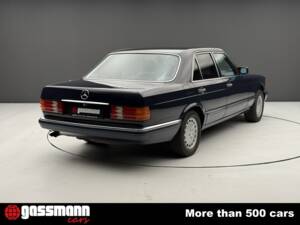 Image 6/15 de Mercedes-Benz 500 SE (1990)