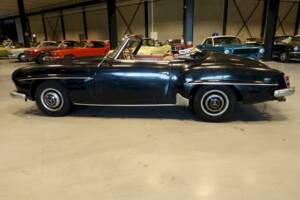 Image 7/36 of Mercedes-Benz 190 SL (1959)