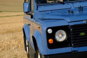 Bild 4/22 von Land Rover 90 (1988)