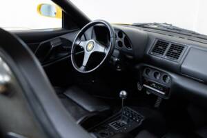 Image 8/36 de Ferrari F 355 Berlinetta (1995)