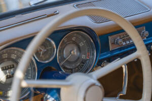 Image 16/45 of BMW 503 (1958)