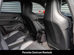 Afbeelding 22/30 van Porsche Taycan Turbo S Sport Turismo (2022)