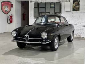 Image 16/97 of Alfa Romeo Giulia Sprint Speciale (1964)