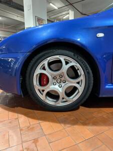 Image 16/22 of Alfa Romeo 147 3.2 GTA (2004)