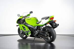 Obraz 2/50 pojazdu Kawasaki Ninja 750 ZX-7R (1999)