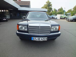 Image 2/14 of Mercedes-Benz 420 SEL (1989)