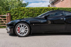 Afbeelding 11/42 van Aston Martin V12 Vanquish S Ultimate Edition (2007)