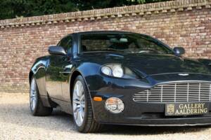 Image 23/50 of Aston Martin V12 Vanquish (2003)