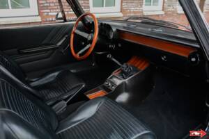Image 12/17 of Alfa Romeo Giulia GT 1300 Junior (1971)
