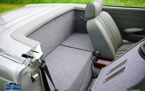 Image 36/49 of Mercedes-Benz 230 SL (1964)