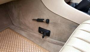 Imagen 23/30 de Mercedes-Benz 280 SL (1985)