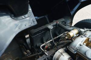 Image 33/35 de Jaguar E-Type (1968)