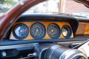 Image 33/56 of BMW 2800 CS (1969)