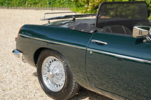 Image 46/50 of MG MGB (1969)