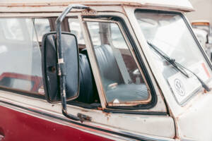 Bild 20/116 von Volkswagen T1 Brasil 1.6 (1973)