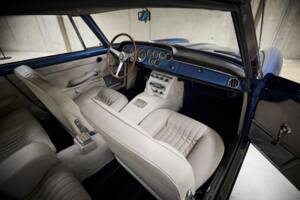 Imagen 68/100 de Ferrari 250 GT 2+2 (1963)