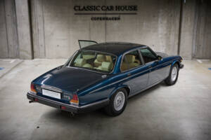 Imagen 94/99 de Daimler Double Six (1993)