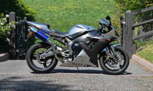 Bild 2/49 von Yamaha YZF-R1 (2002)