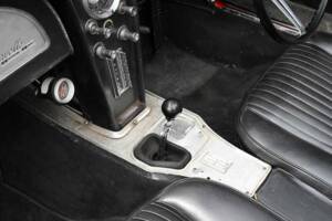 Image 10/50 de Chevrolet Corvette Sting Ray Convertible (1963)