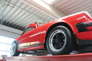 Afbeelding 12/50 van Porsche 911 Carrera 3.2 (1988)