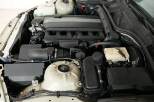 Bild 33/36 von BMW Z3 Coupé 3.0 (2002)