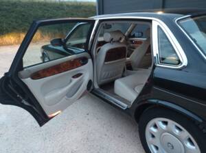 Bild 18/39 von Daimler Super V8 (1998)