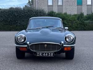 Image 17/46 de Jaguar Type E V12 (2+2) (1972)