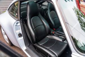 Image 42/60 of Porsche 911 Targa (1996)