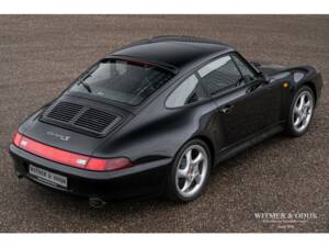 Image 9/32 de Porsche 911 Carrera S (1997)
