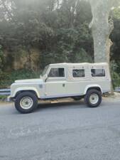 Bild 22/57 von Land Rover 110 (1989)