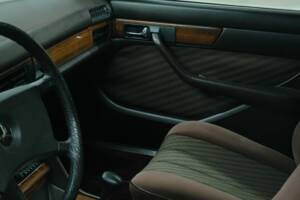 Bild 30/50 von Mercedes-Benz 280 SE (1981)