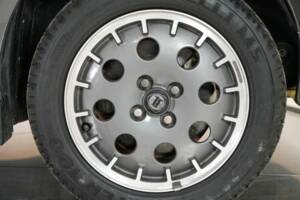 Image 44/46 of Lancia Delta HF Integrale (1988)
