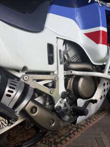 Afbeelding 10/21 van Honda XRV 650 Africa Twin (1988)